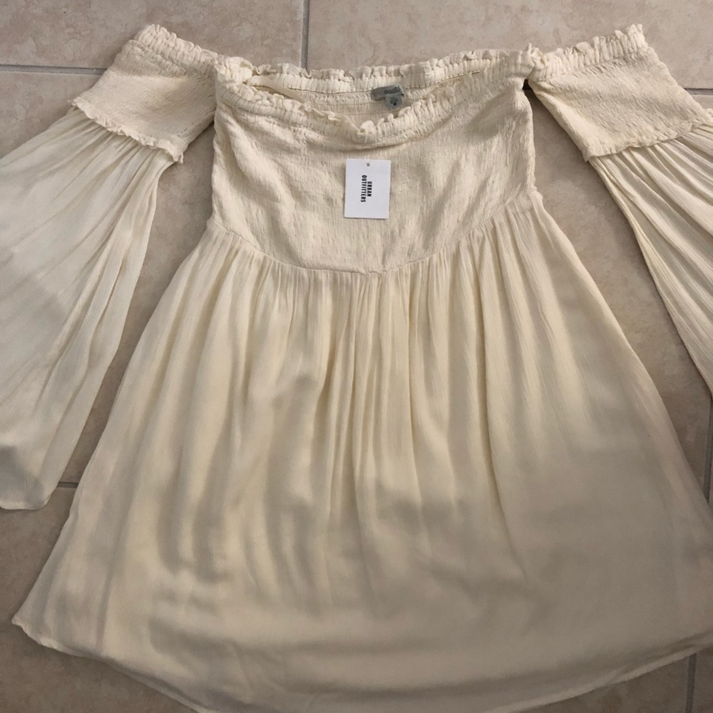 Off shoulder tunic - Picture 2 of 4